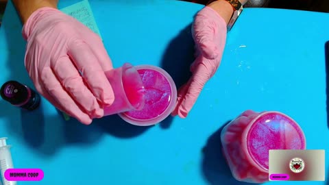 Momma Coop's Got The Pour