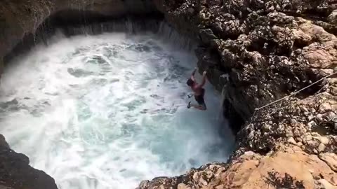 Bro is so lucky...🤯