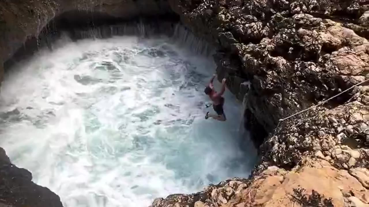 Bro is so lucky...🤯