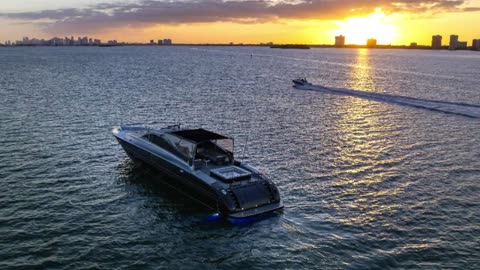 94' Leopard - Yacht Rental in Miami, Florida🥂🎉🥳