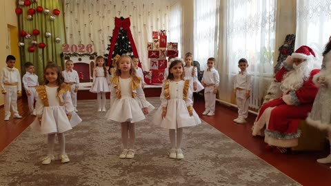 Grupa mare Grădinița de copii «Fluieraș» Concert Vine Anul Nou 2/4 Vancicăuți 25 decembrie 2025