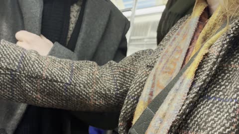 Wannabe Actors Peforming Skit on 1 Train In NYC on ‘Beta’ Subject getting memory stolen