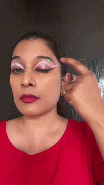 Elf on the Shelf makeup tutorial - Elf makeup