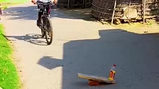 Incredible: #shorts /cycle wheelie video cycle stunt video #stunt #cycle #wheeli