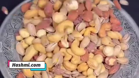 ठंड में ताक़त का राज़ 💪 शहद और अखरोट