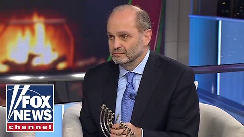 Rabbi shares moving story of a menorah that escaped the Holocaust
