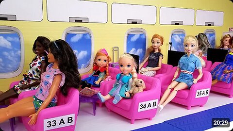 Airplane ! Elsa and Anna toddlers in Barbie’s plane - vacation trip