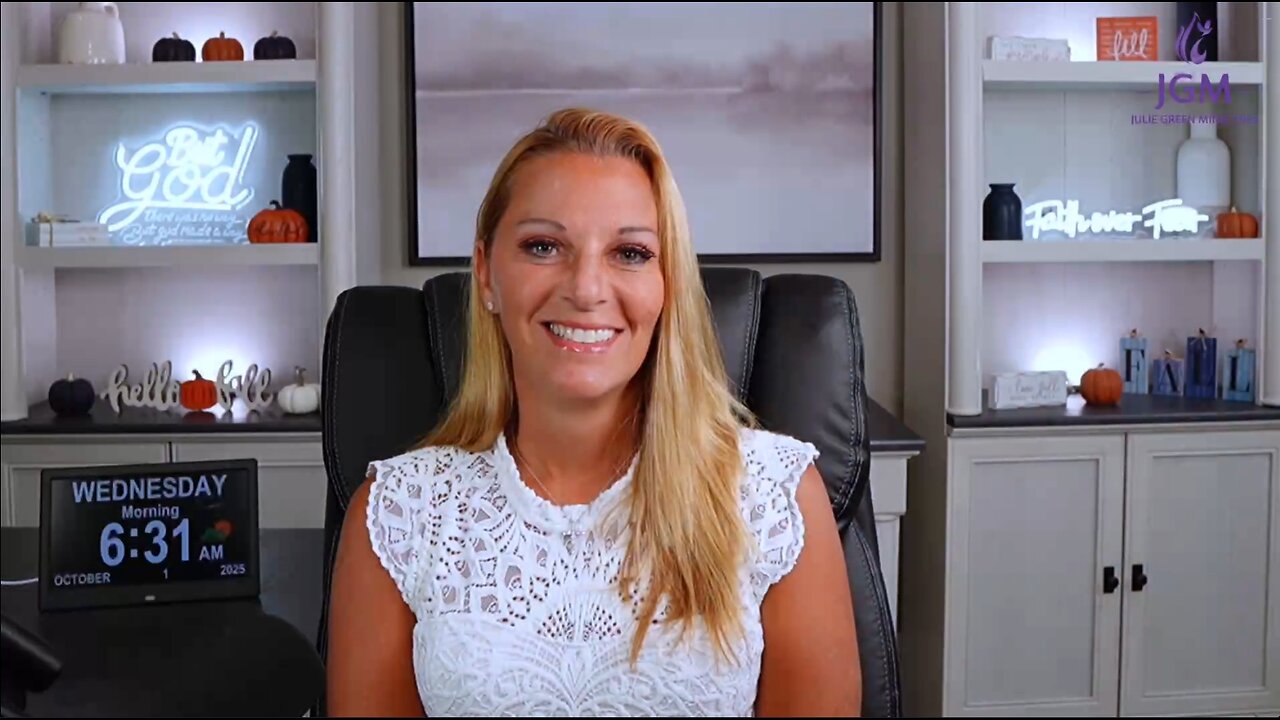 JULIE GREEN OCT 1 (Disclaimer: I am NOT Julie)