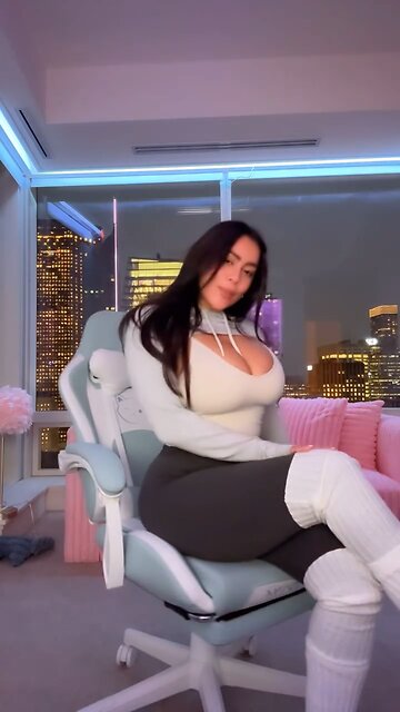 Chromeazz skyline penthouse