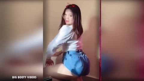 BIG BOOTY TWERK COMPILATION PART 55
			