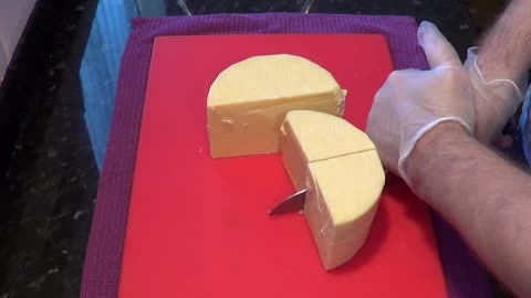 Freshly Aged Cheddar Unboxing & First Taste! | Homemade Cheese Review