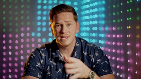 THEY'RE PANICKING - End Times Productions