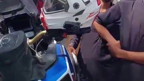 Turkish women tourists in Pakistan. How will this holiday end?