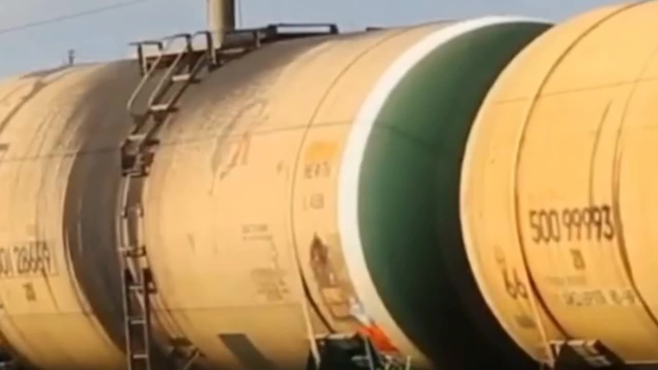 U.S. penalty risk on Russian oil may add $9-11 billion to India's import bill, analyst say