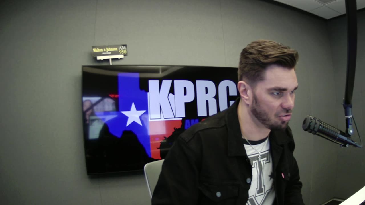 Live from 10%er Studio - we're back!