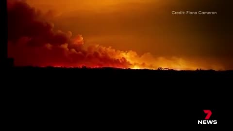 Fire and ice - Melbourne smashed by wild summer storms | kingvava news