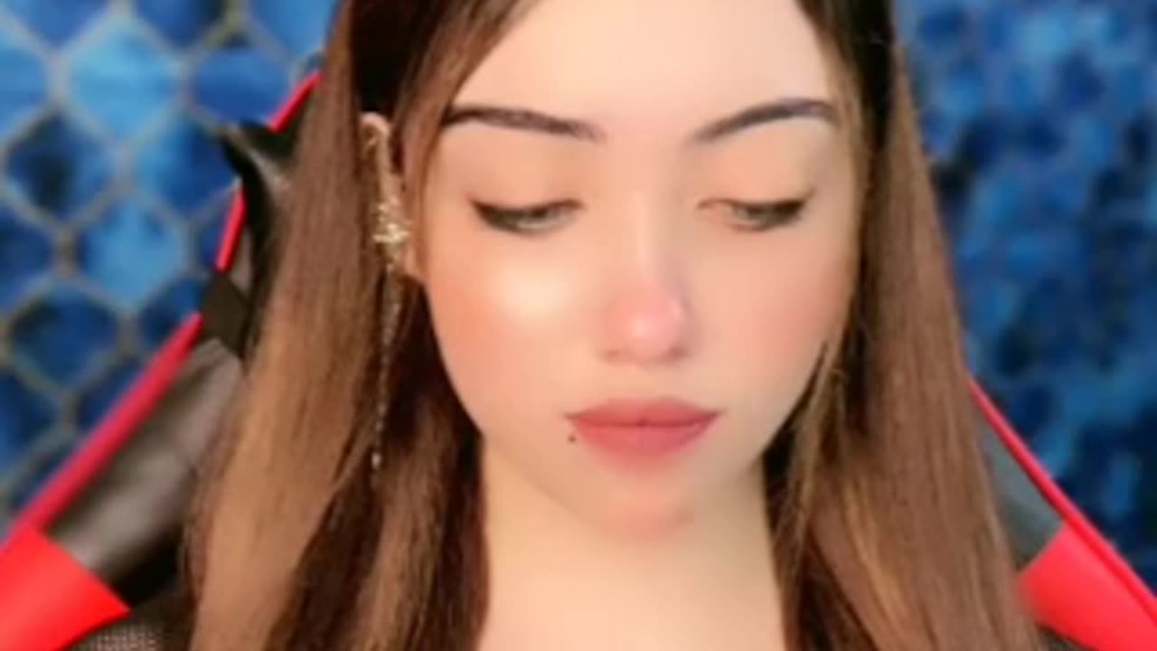 Tango live show beautiful Queen indian video call moon