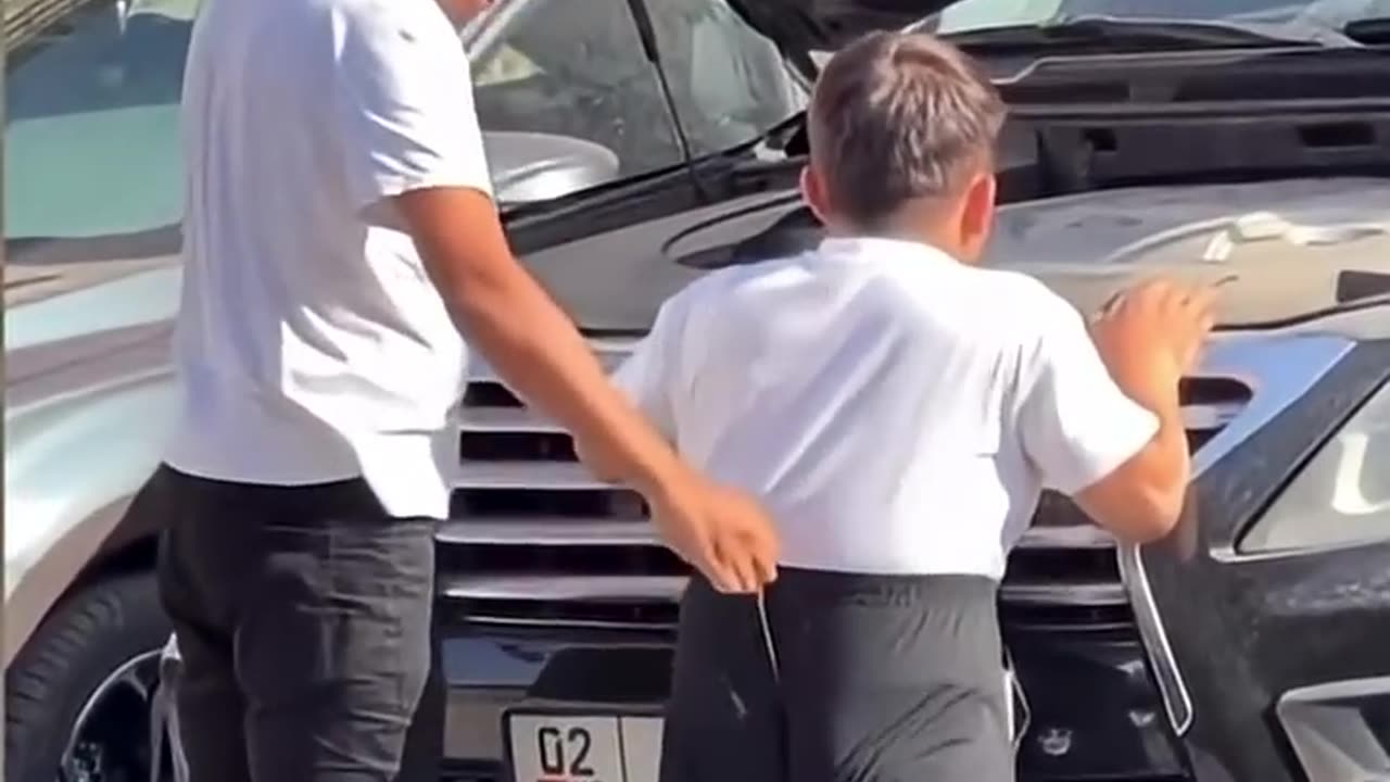 Checking the car oil