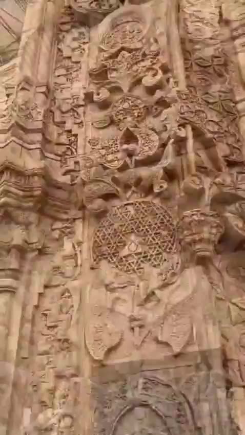 THESE COMPLEX AND DETAILED CARVINGS ARE IMPOSSIBLE WITHOUT ADVANCED TECHNOLOGY