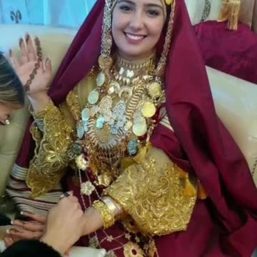 Safari, traditional Tunisian dress