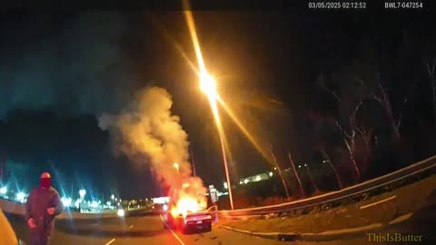 Police officer pulls unconscious driver from burning vehicle after car crash