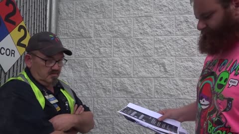 Man After FlVE Y⁄O Has Life CRUMBLE When Caught At Walmart Job ARRESTED