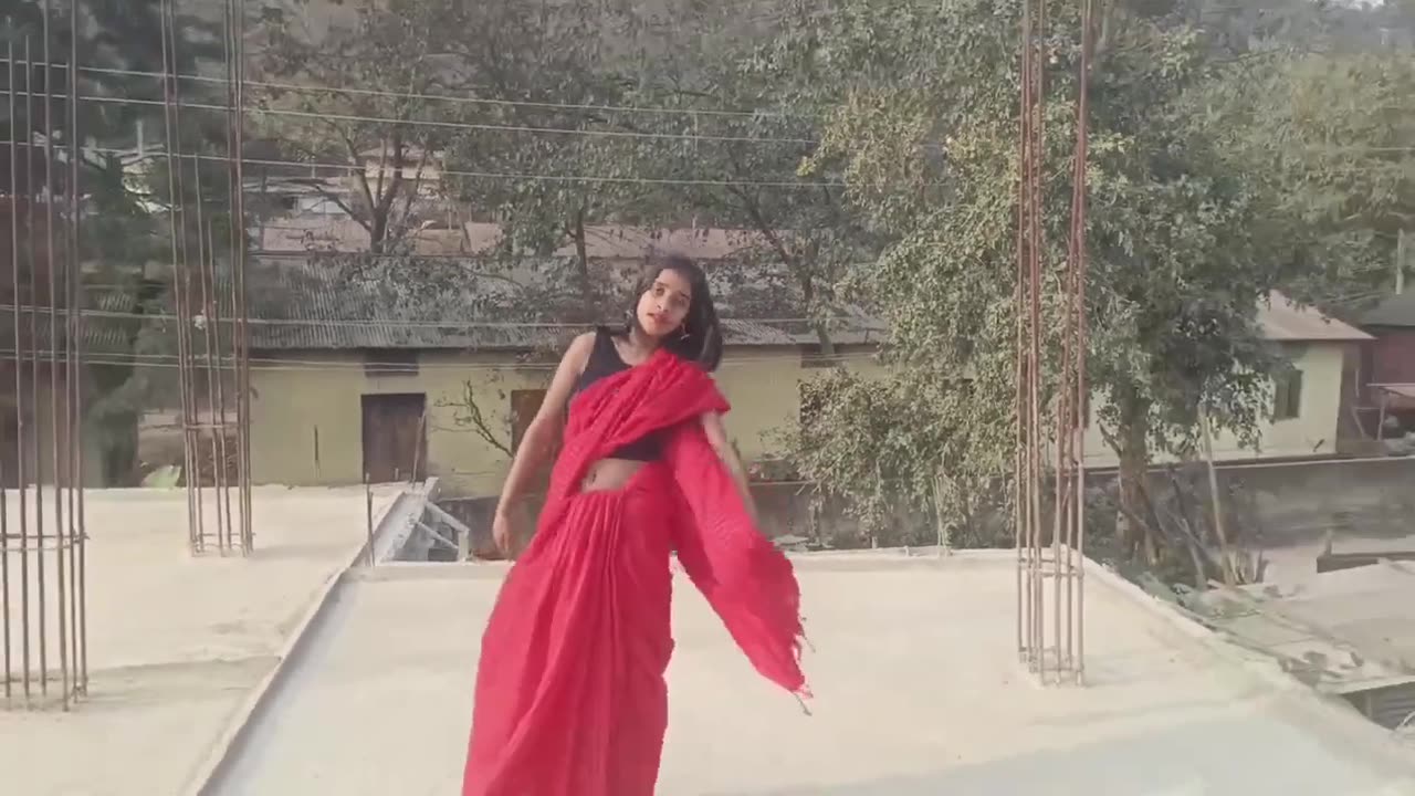 E Chand Koi Deewana Hai