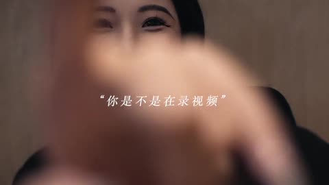 她跟我吃了最后一顿晚餐 她见了我最后一面 她准备好了 她没有遗憾 我有遗憾