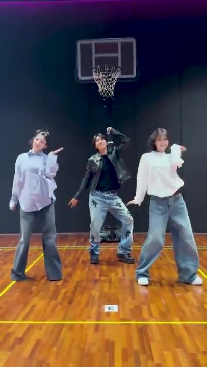 Twice bts jhope momo nayeon