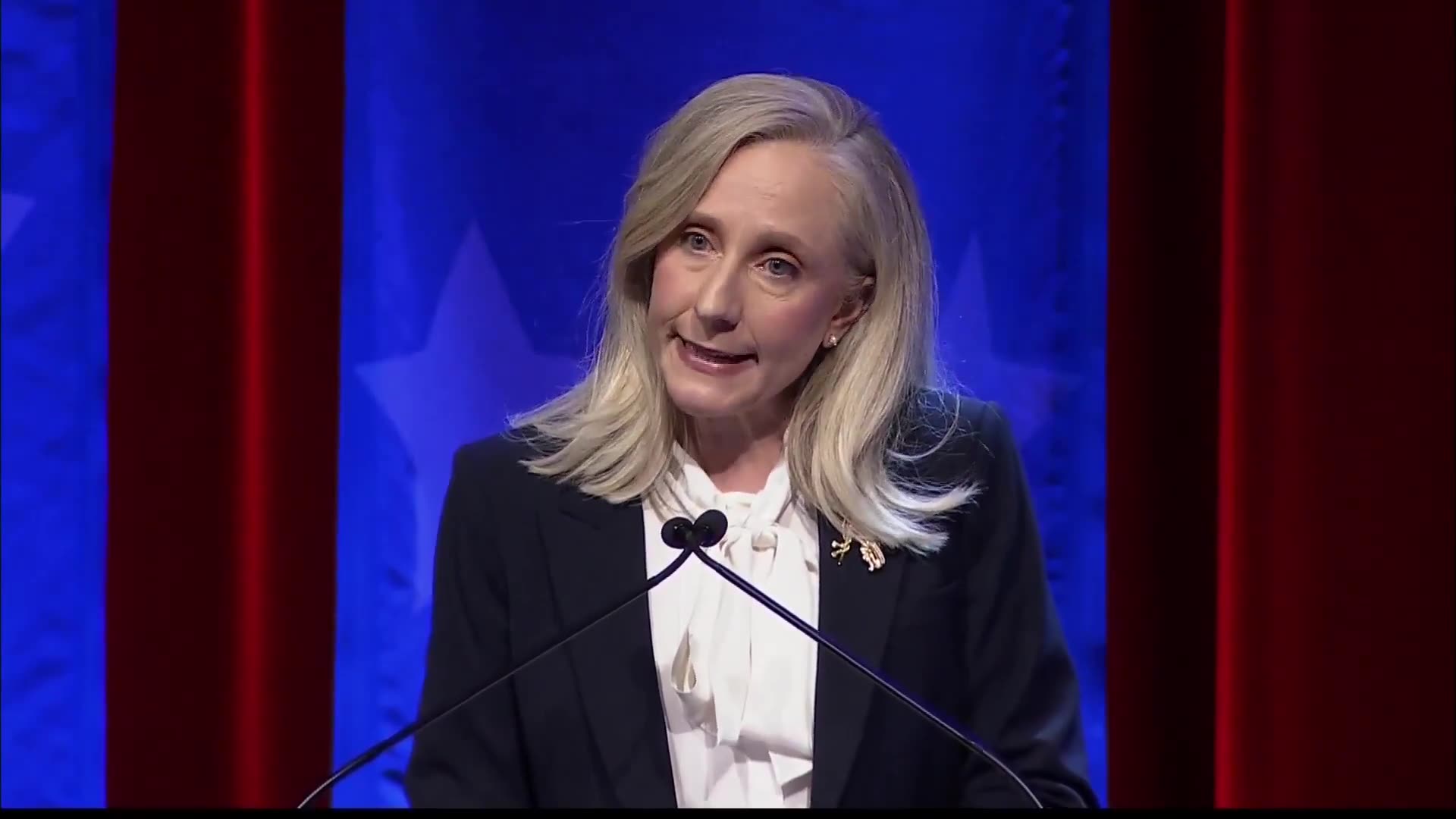 Abigail Spanberger refuses to un-endorse Jay Jones during debate