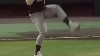 MLB This @BonniesBaseball pitcher leg kicks to the moon