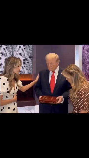 Captioned - The prayer team with Trump