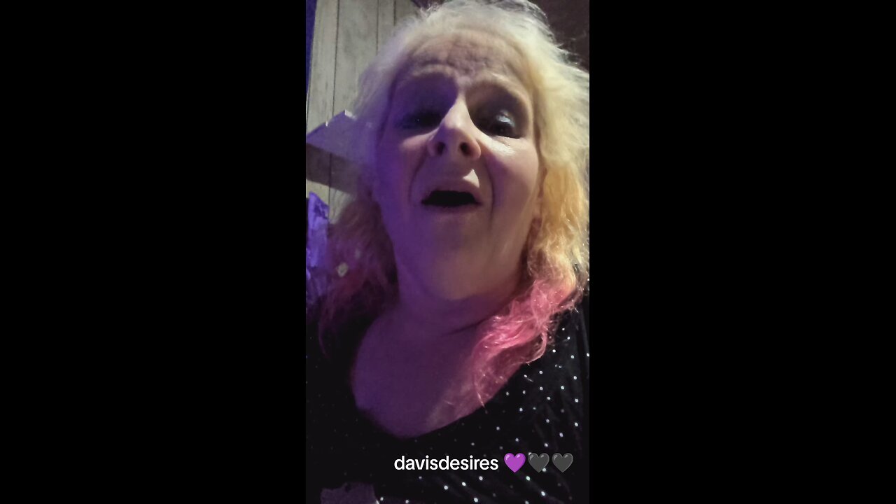 davisdesires being silly