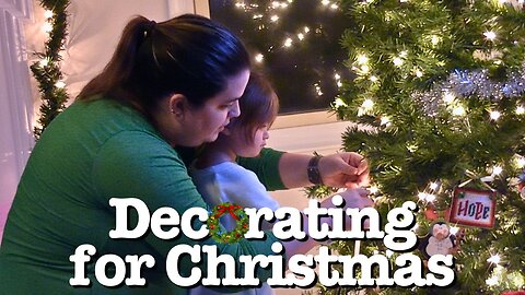 It's Beginning To Look A Lot Like Christmas!! / DECK THE HALLS (Christmas 2017)