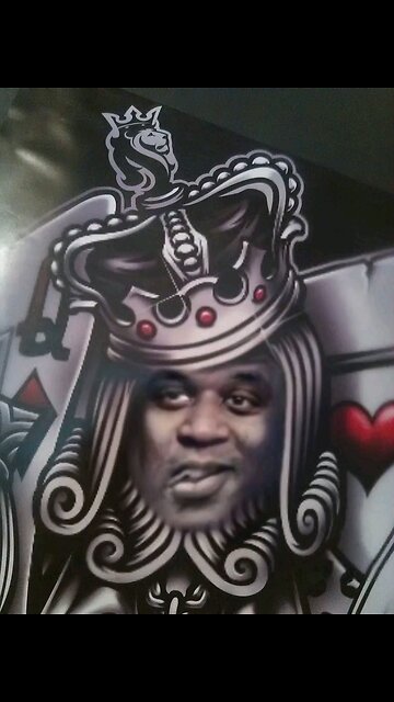 GLAM SZN .. SOMEBODY'S WATCHING ME