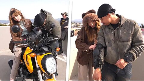 Bonnie & Arky Learn How to Ride Motorbikes par1 one