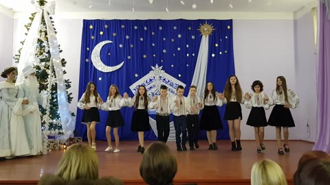Vancicăuți 27 decembrie 2024 Clasa 6 Concert Vine Anul Nou 6/26