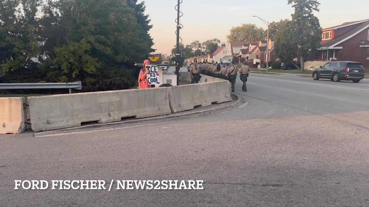 Right now: Illinois State troopers arriving outside Broadview, Illinois ICE facility are ridiculed