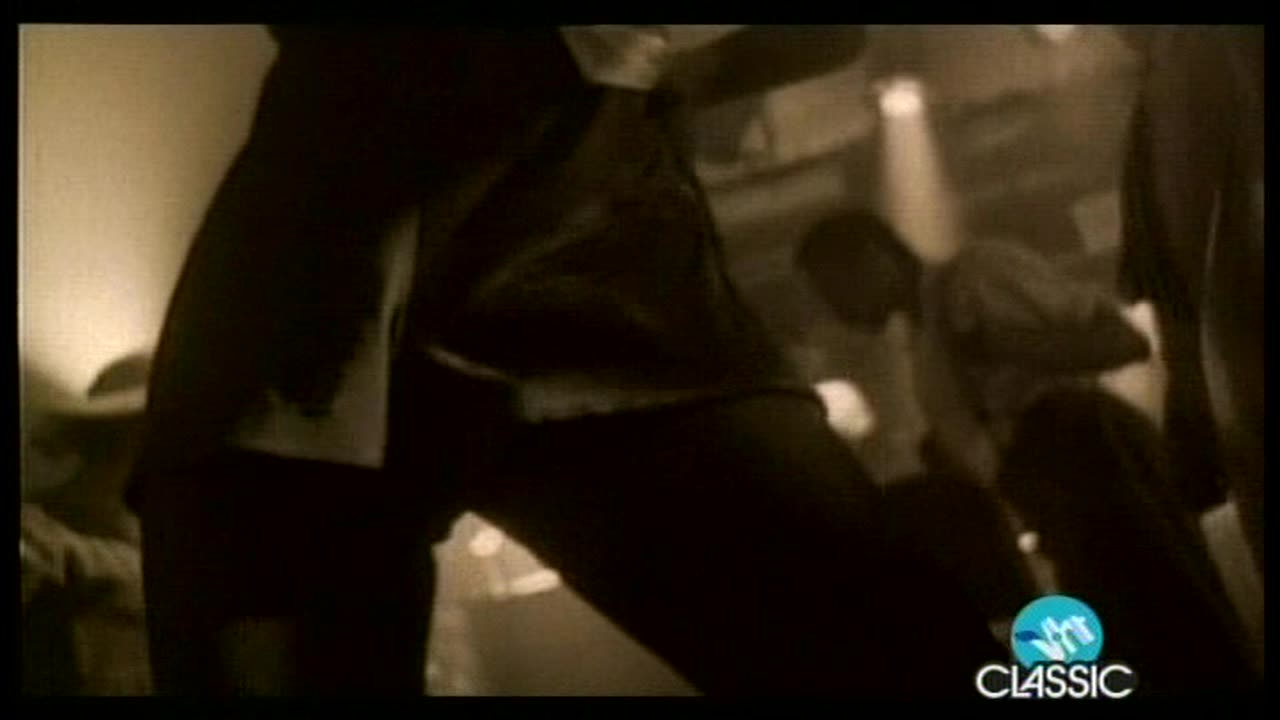 Steve Winwood - Roll With It (3)