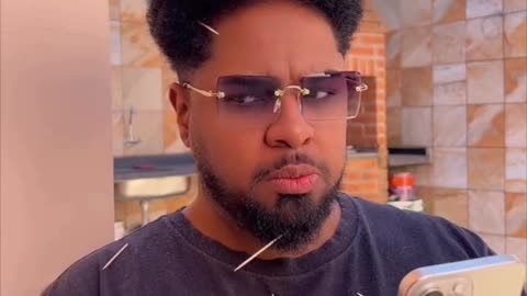 Big World small people 😂😂😂🤣🤣🎳🏏🏑