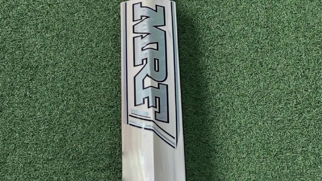 MRF VK18 Silver Cricket Bat
