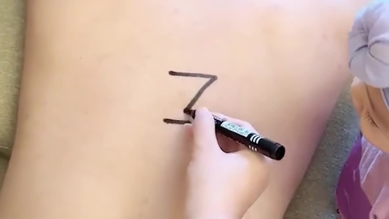 Check out this funny mother and daughter moment!