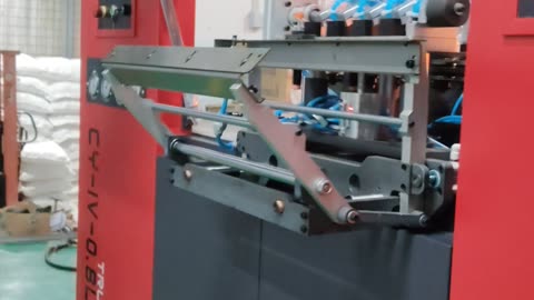 TRUE EASY Automatic Blow Molding Machine – 6000 BPH | MechaMind ⚙️