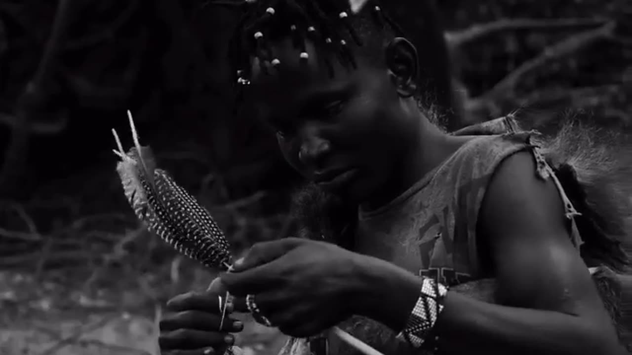 🤯✨ Hunter Crafts Arrows with Guinea Fowl Feathers! | FeedMyCuriosity