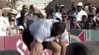 Eddie Hall DESTROYS 981lbs Deadlift