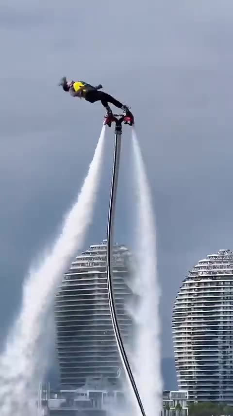 🙀 Incredible flyboard stunts