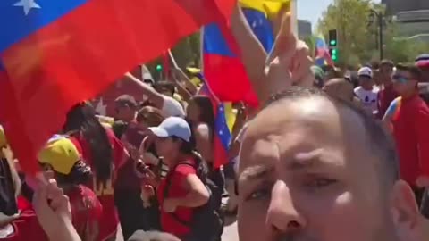 Venezuelans Continue to Celebrate in the Streets