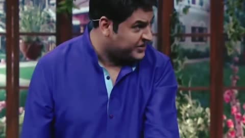 This beautiful girl has no objection to Kapil's flirting