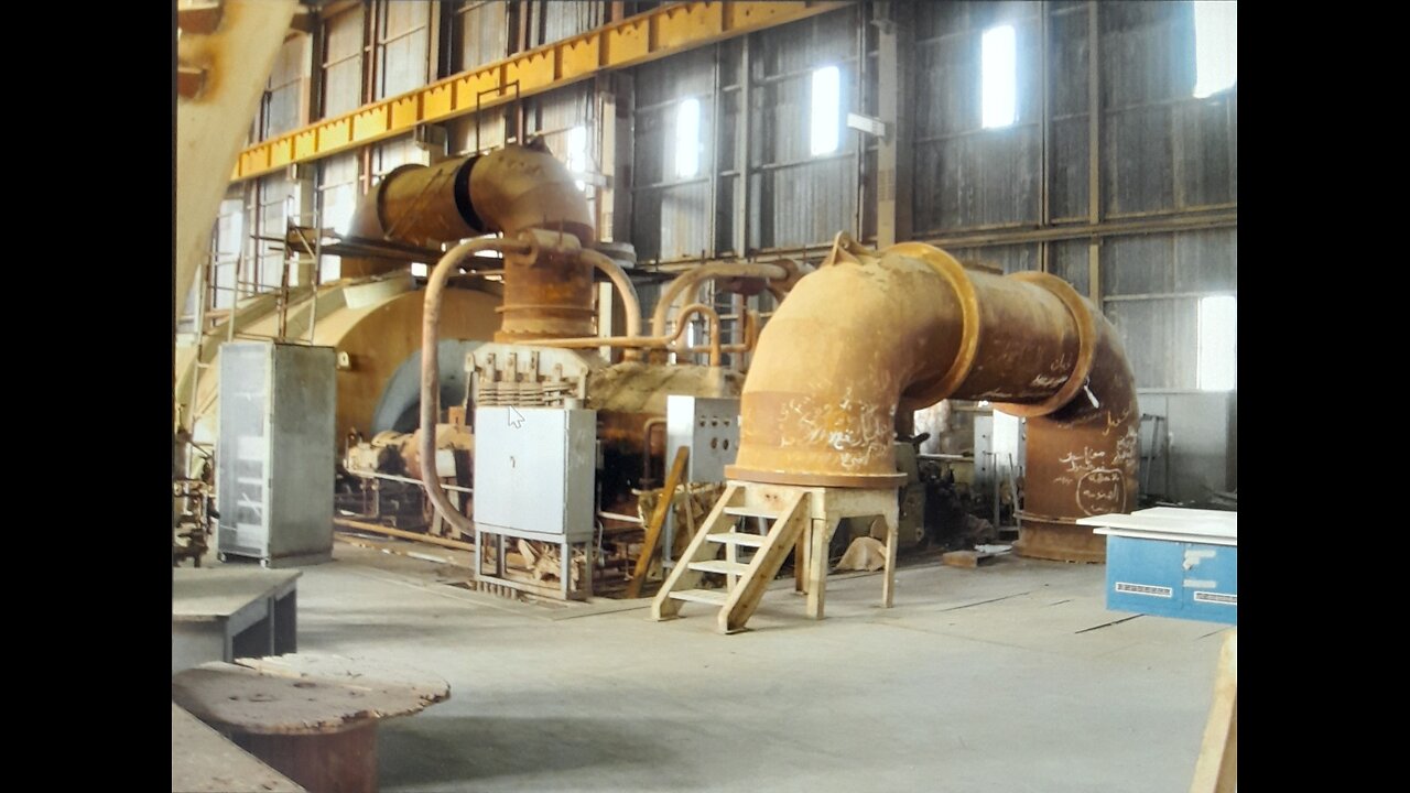 1 turbine is up and running. May 2006