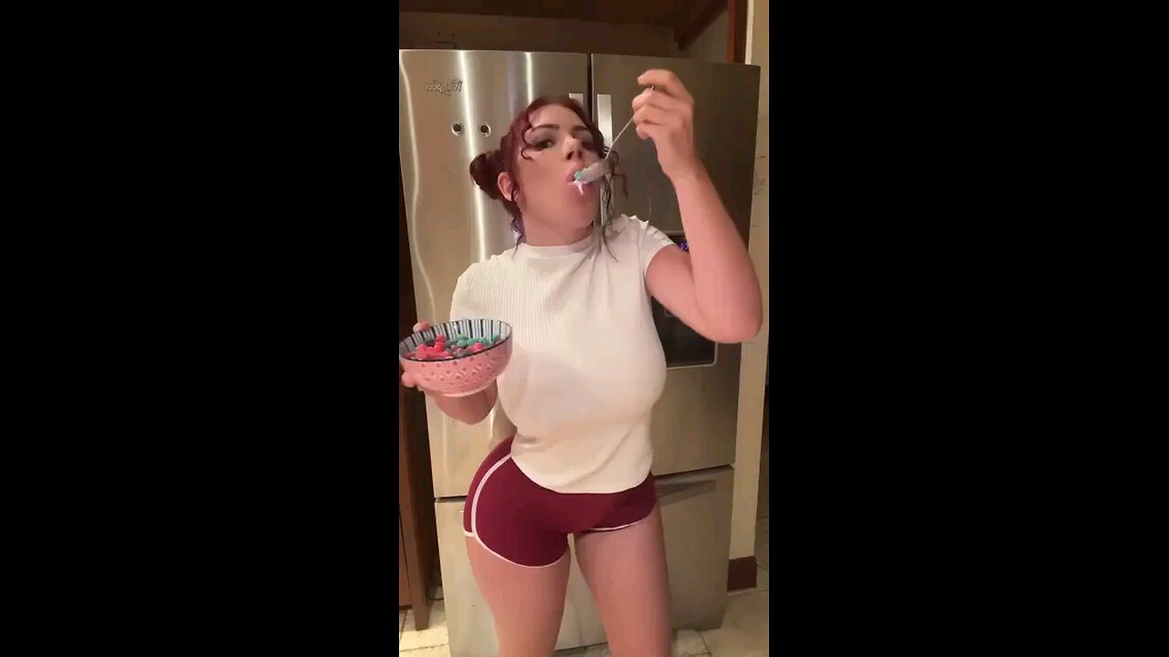 I KNOW WHAT IM HAVING FOR BREAKFAST 🥣